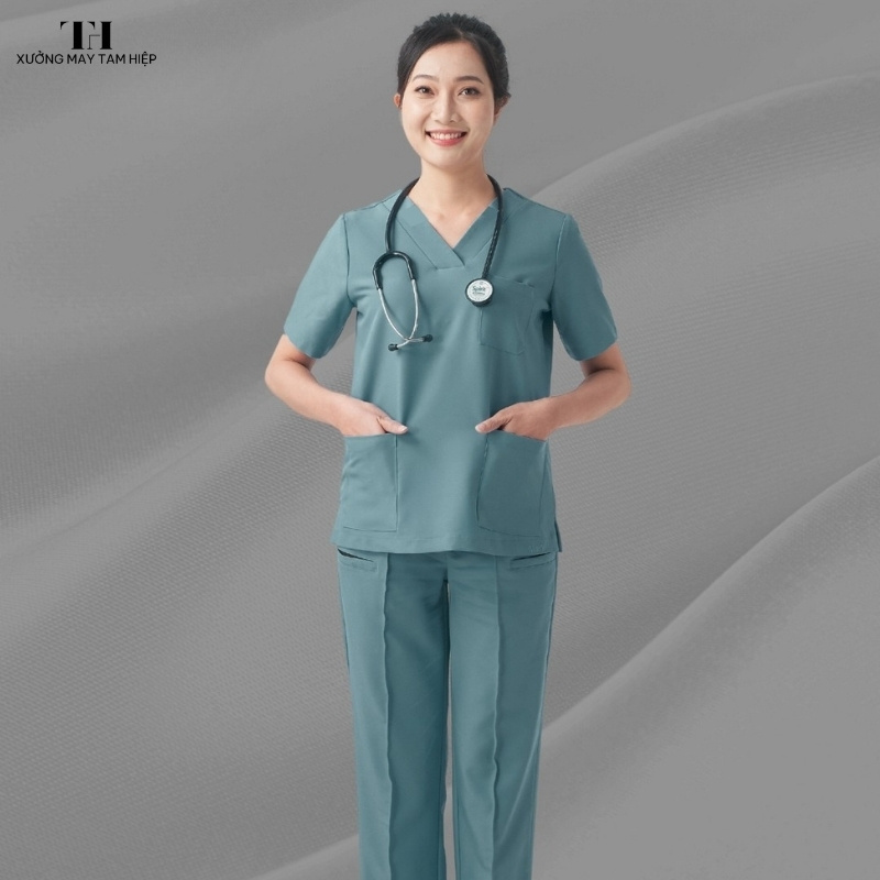 99+ mẫu áo Scrubs chất liệu vải Cotton Hàn lạnh đẹp, đạt chuẩn y tế, giá tại xưởng 12 Scrubs bác sĩ có thiết kế đơn giản, bao gồm áo và quần riêng biệt