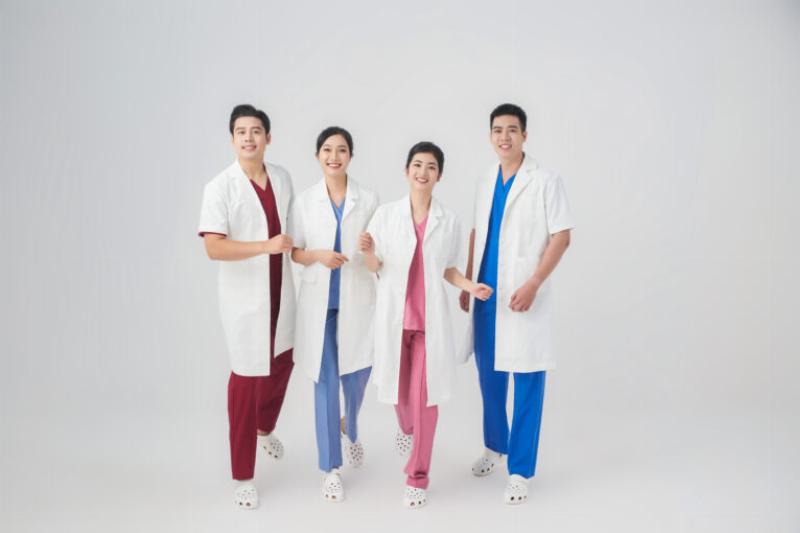 Mua đồng phục bác sĩ ở đâu