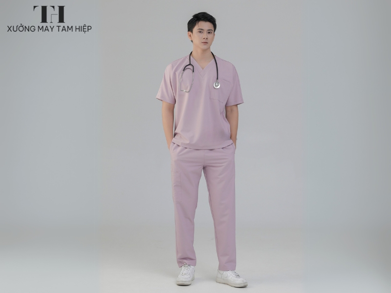 Mẫu đồng phục cổ tim cho điều dưỡng nam