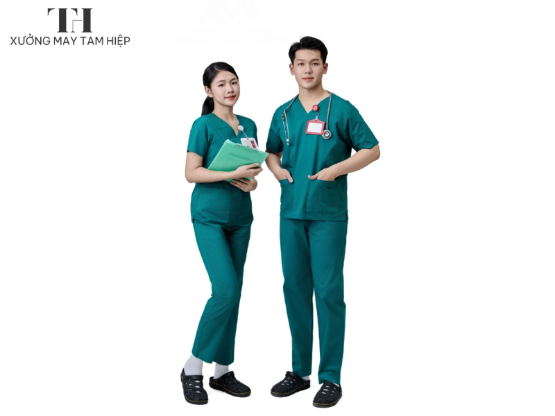 Mẫu đồng phục điều dưỡng nam màu xanh lá
