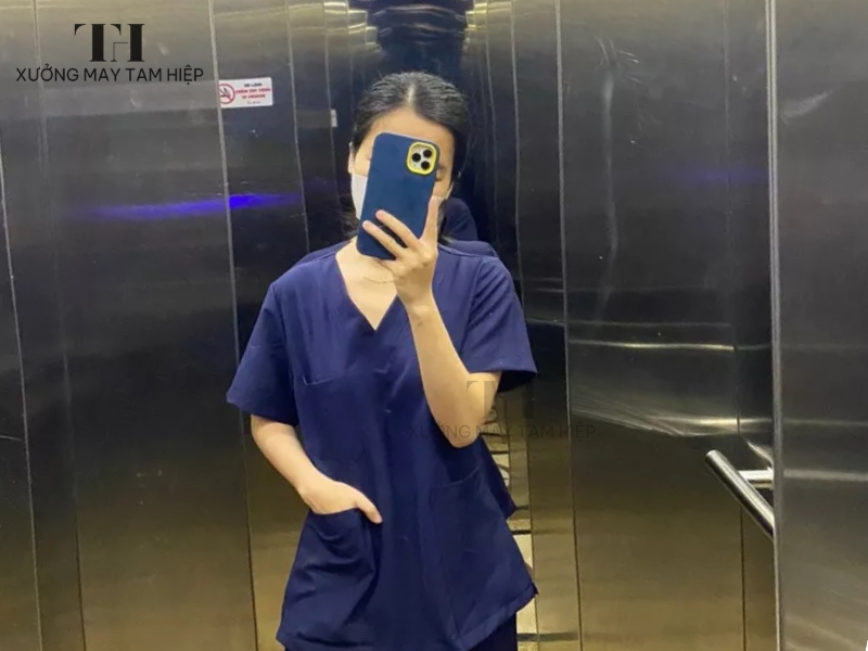 Bộ Scrubs cho bác sĩ nữ