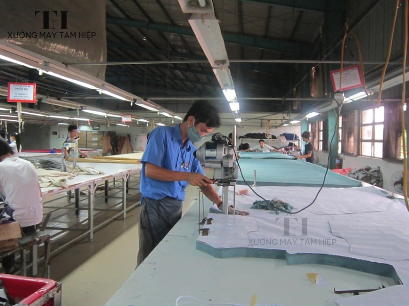 Xưởng May Tam Hiệp là địa chỉ uy tín nhận đặt may đồng phục bác sĩ chất lượng