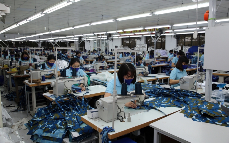 Top 5 xưởng may quần áo giá sỉ được đánh giá tốt ở Hà Nội 5 Xưởng may Mr. Hoàng