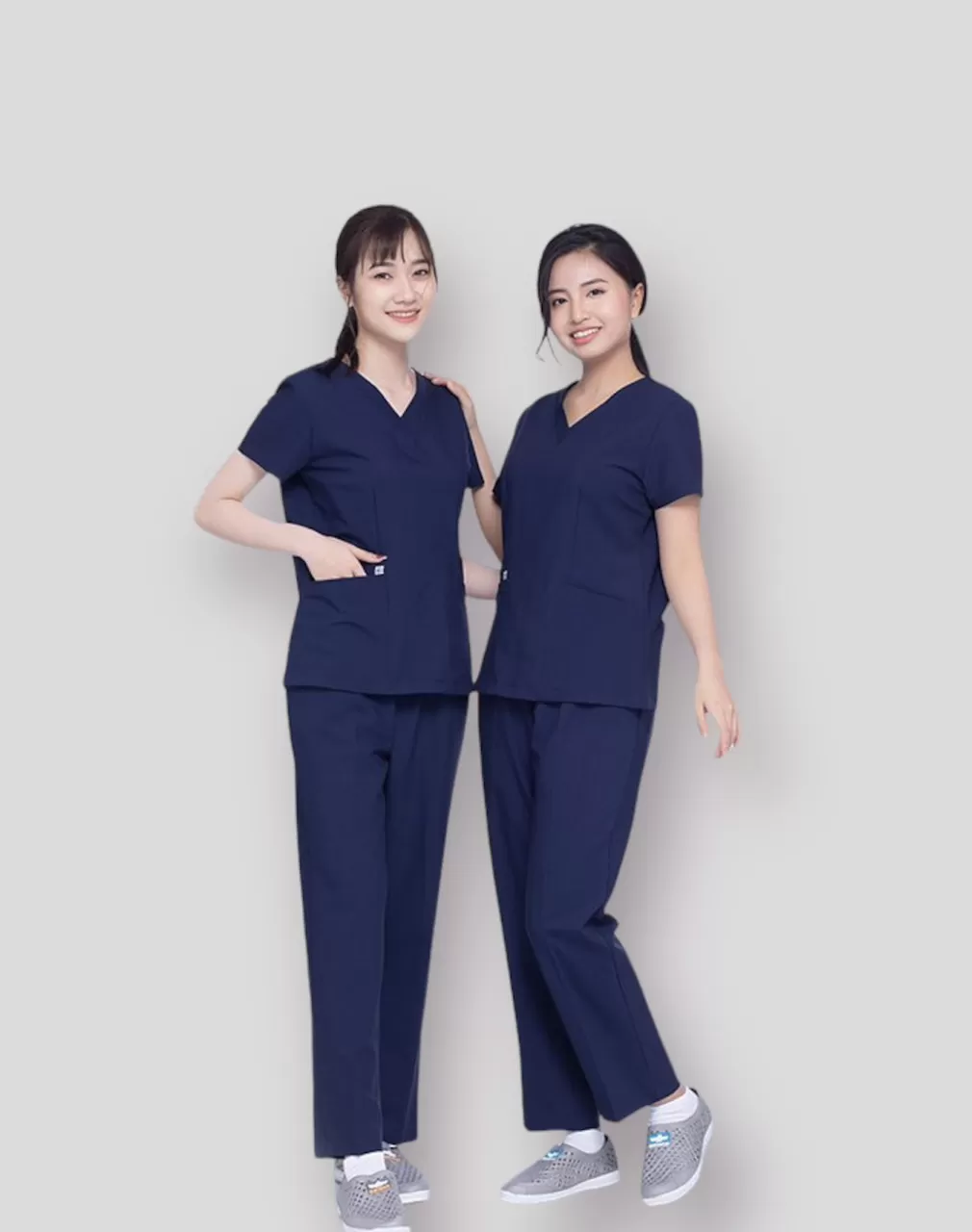 Xưởng may áo blouse ở Hoàn Kiếm, Hà Nội 8 Bộ Scrubs có hai chất liệu vải
