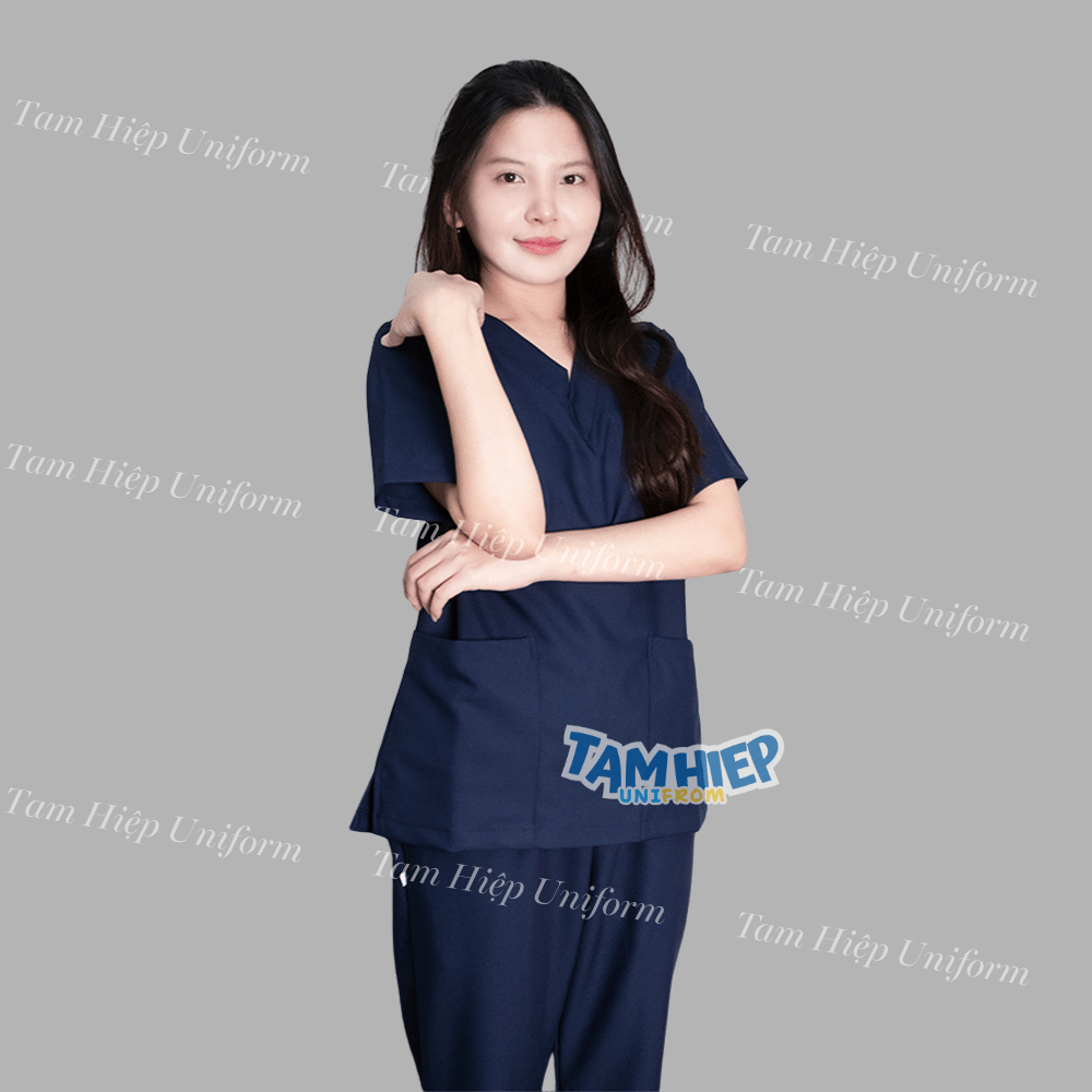 Đối tác Campuchia ký kết hợp đồng với Xưởng May Tam Hiệp, hợp tác sản xuất đồng phục y tế