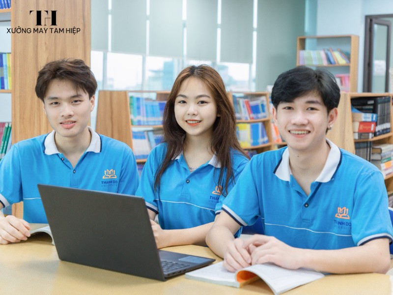 Hình ảnh sinh viên mặc đồng phục Đại học Thành Đô 5