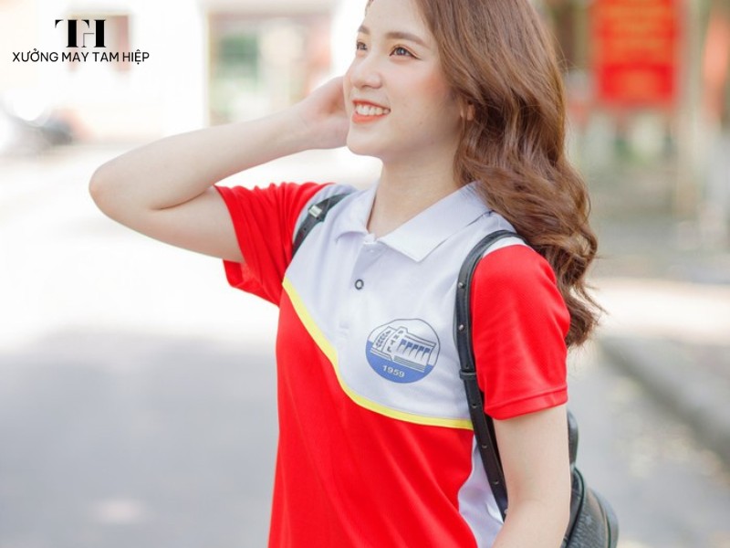 Hình ảnh sinh viên mặc đồng phục Đại học Thuỷ Lợi 8