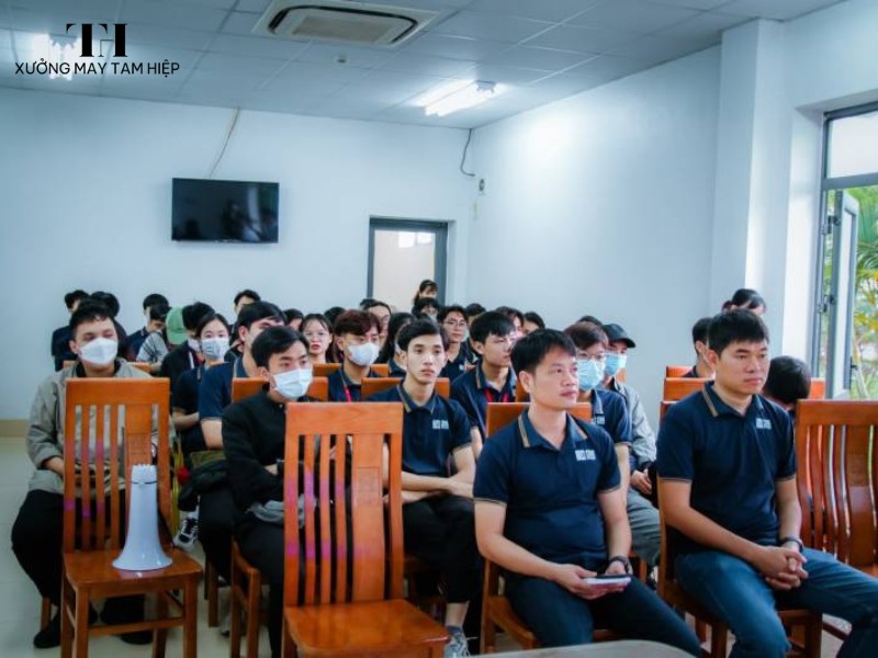 Hình ảnh sinh viên mặc đồng phục Đại học Y Hà Nội 11 Hình ảnh sinh viên mặc đồng phục Đại học Xây dựng 5