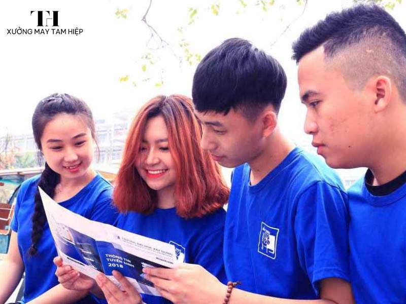 Hình ảnh sinh viên mặc đồng phục Đại học Y Hà Nội 12 Hình ảnh sinh viên mặc đồng phục Đại học Xây dựng 6