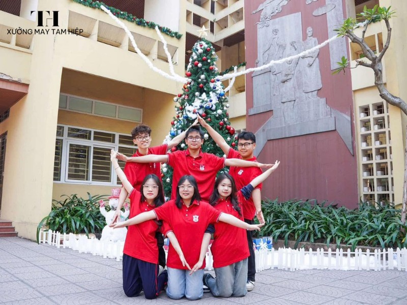 Hình ảnh sinh viên mặc đồng phục Đại học Xây dựng 10 Hình ảnh sinh viên mặc đồng phục Đại học Y Hà Nội 4