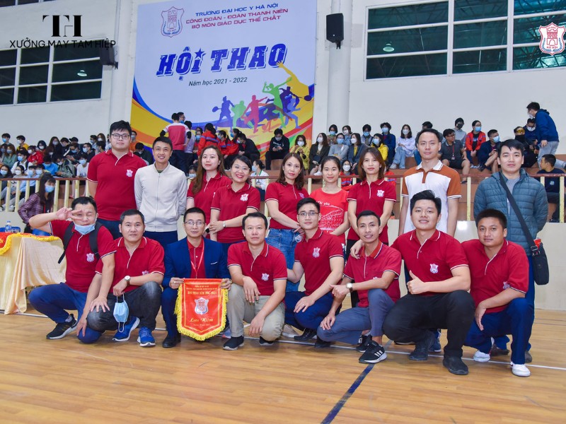 Hình ảnh sinh viên mặc đồng phục Đại học Xây dựng 11 Hình ảnh sinh viên mặc đồng phục Đại học Y Hà Nội 5