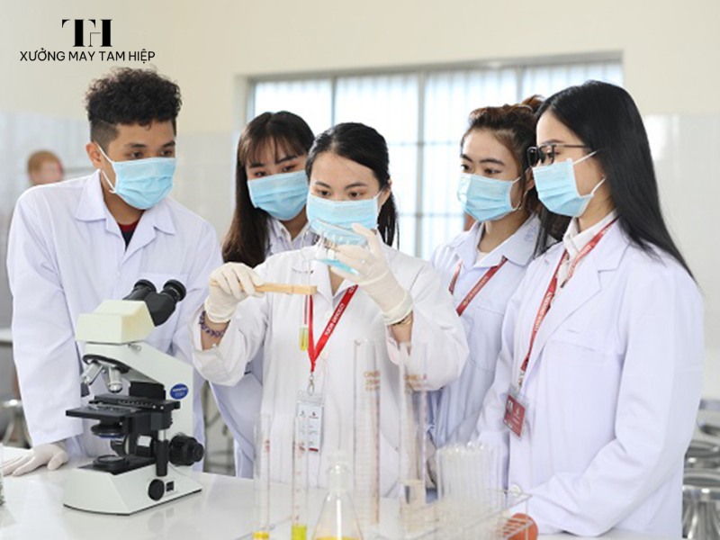 Hình ảnh sinh viên mặc đồng phục Đại học Xây dựng 8 Hình ảnh sinh viên mặc đồng phục Đại học Y tế công cộng 2